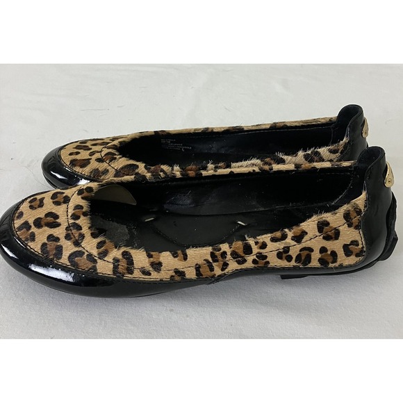 BCBGMaxAzria Leopard Print Flats with Black Trim - Picture 3 of 10